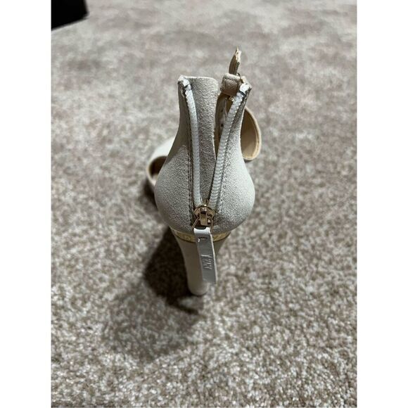 DKNY women shoes heels cream/light grey open toe size 8 - Picture 5 of 7
